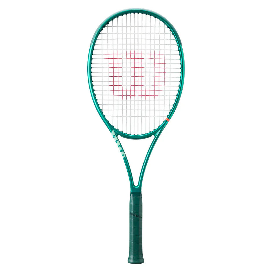 Wilson Blade 98 16x19 V10 Tennis Racket